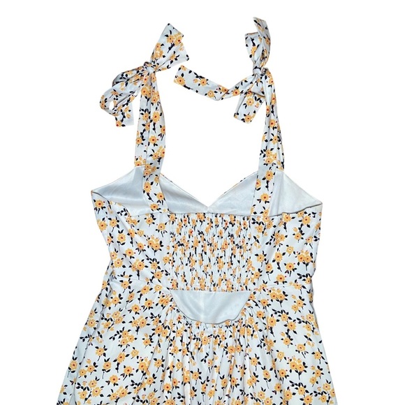 Sugar Lips Sunday Floral Cut Out Jumpsuit Cropped Wide Leg Romper Medium - Picture 5 of 5